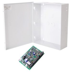 Interface de control de acceso para paneles EVO de Paradox acepta 4 lectoras de proximidad.