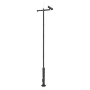 Poste seccionado de 6m, especializado para la instalación de CCTV, incluye base de cimentación, brazo para cámara PTZ, todo en color negro.