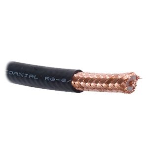 Cable con blindaje de malla trenzada de cobre 97%, aislamiento de polietilleno espumado.